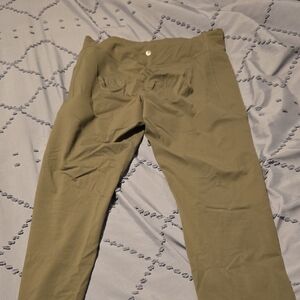 HALARA Women's Olive Chinos